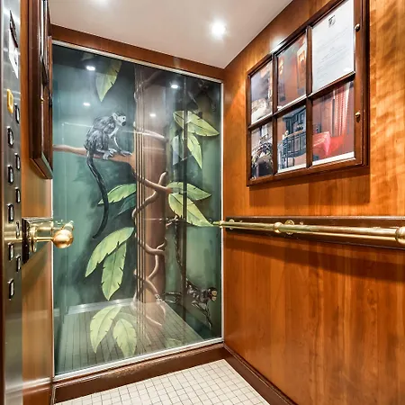 Szálloda Montparnasse 4*