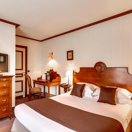 Szálloda Montparnasse 4*