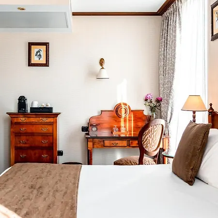 Hotel Montparnasse 4*