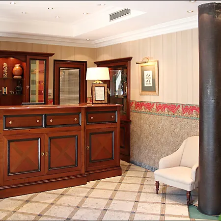 Montparnasse 4* Paris