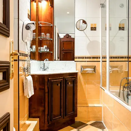 Montparnasse 4* Parigi