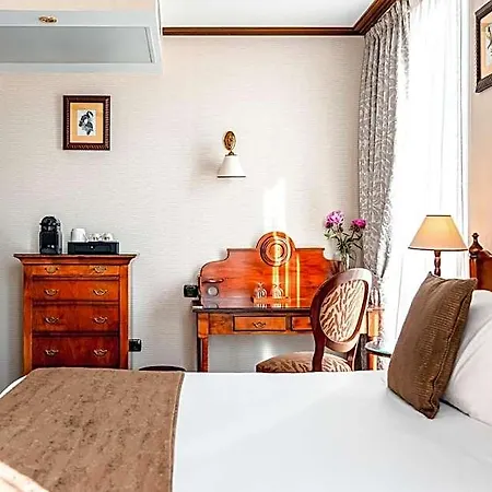 Montparnasse 4* Paris