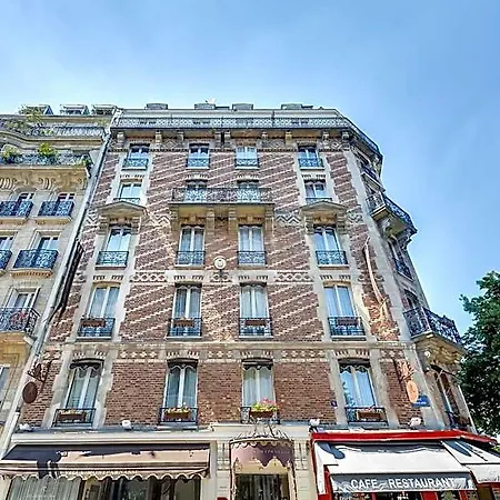 Montparnasse 4*