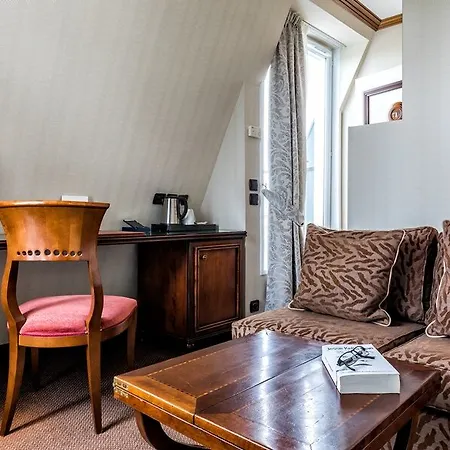 Montparnasse Hotel Paris