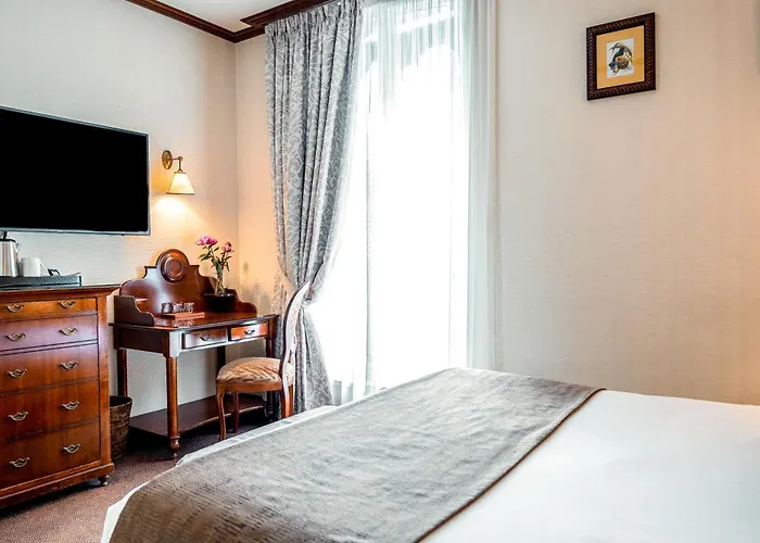 몽파르나스 4* 파리